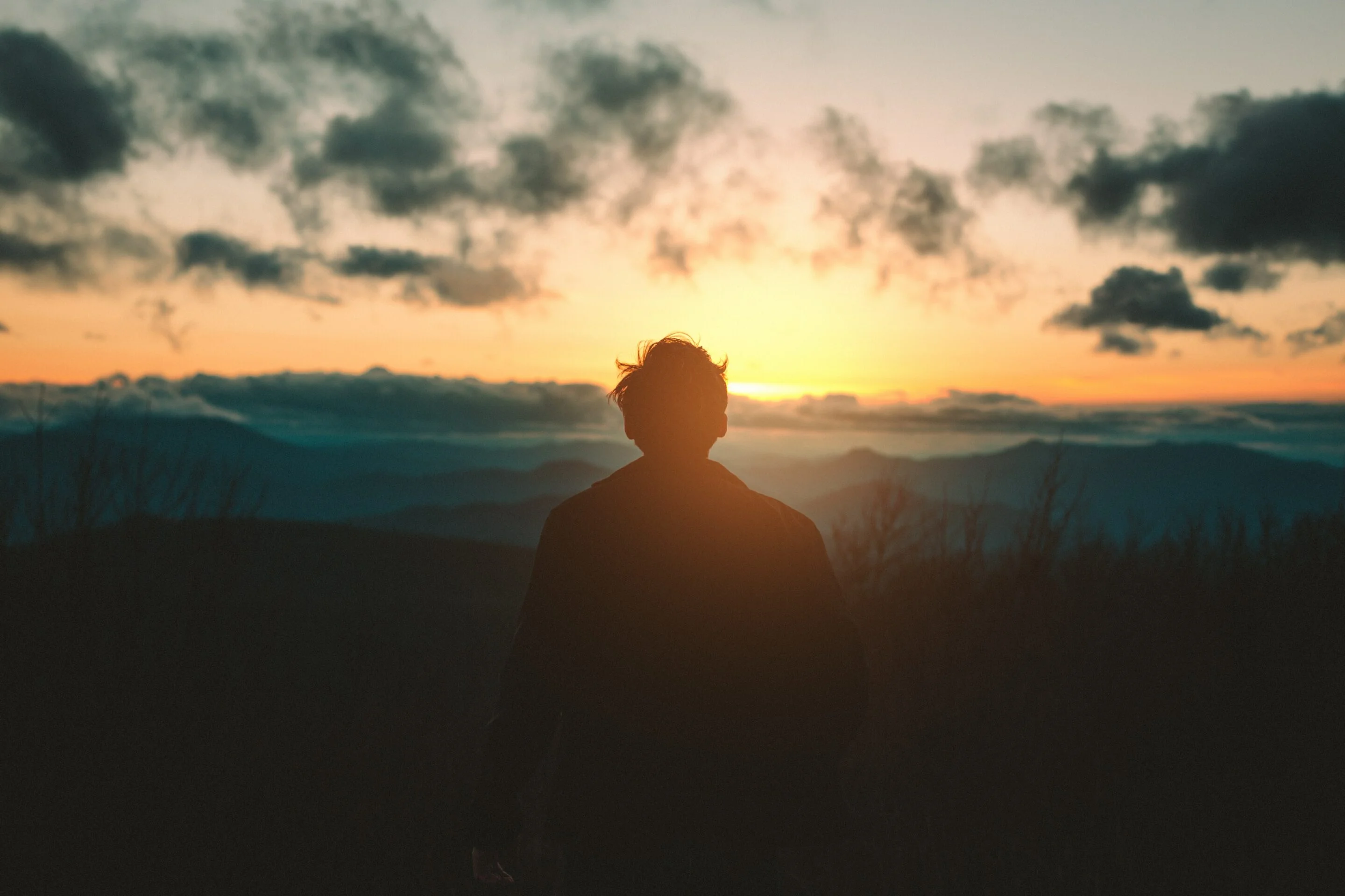 Comment reconnaître un éveillé ? silviu zidaru DwJqS3QTFpo unsplash